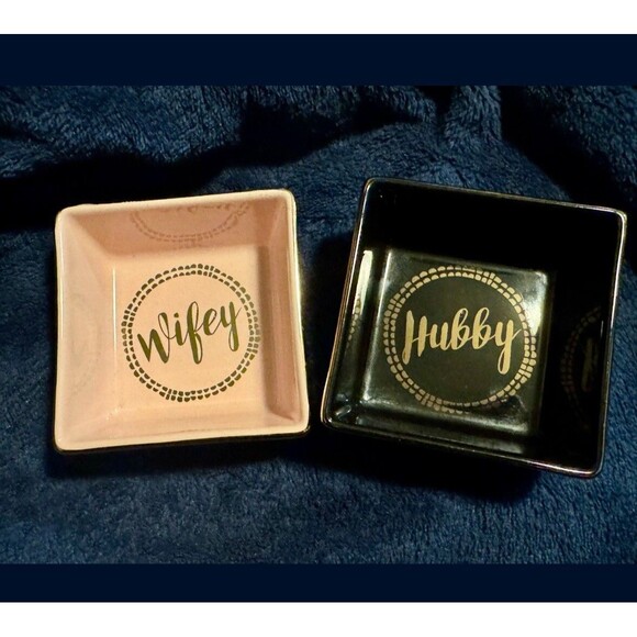 Wifey and Hubby Jewelry Holder Trinket Set Wedding Gift Anniversary Gift - Picture 2 of 4